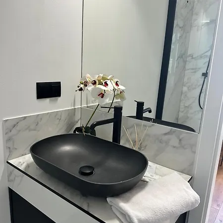 Hotel Apart * ワルシャワ